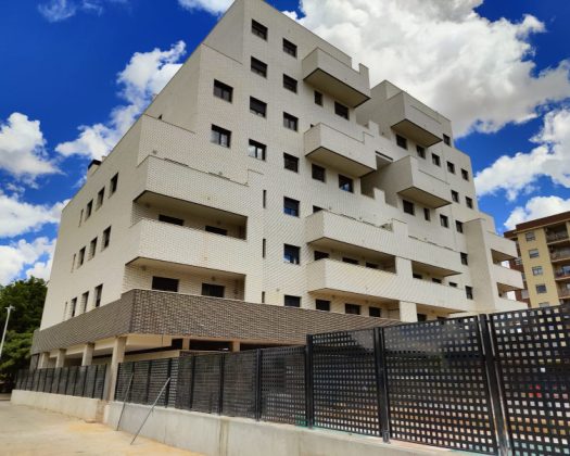 RESIDENCIAL LOS GRANADOS